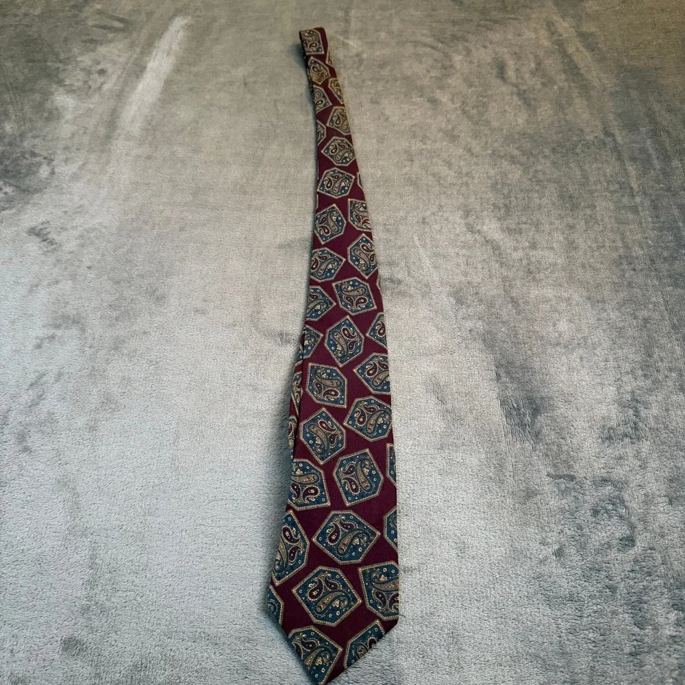 bill blass item excellent